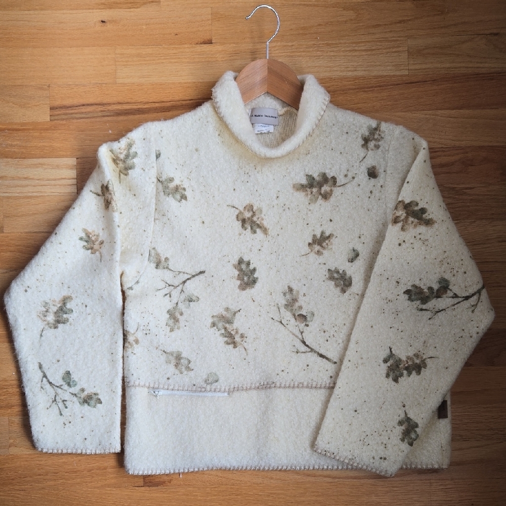 J. Marco Cream Sweater With Leaf Pattern